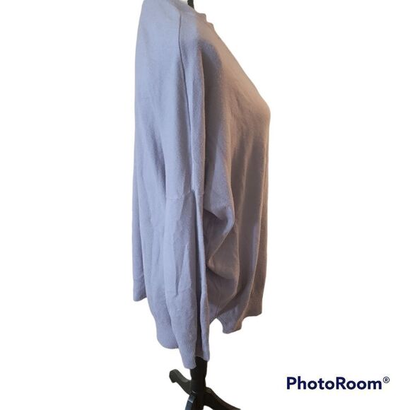 Dreamers Long Sleeved Sweater with Round Neck.  Size M/L. - Picture 3 of 9